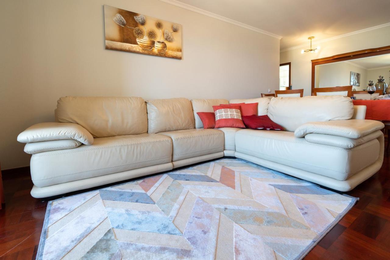 Apartamento Alberto ฟุงชาล ภายนอก รูปภาพ
