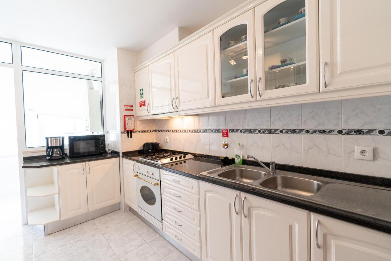 Apartamento Alberto ฟุงชาล ภายนอก รูปภาพ